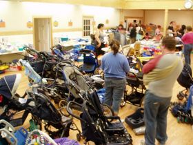 kids-consignment-store-in-los-angeles-by-Mikenan1.jpg