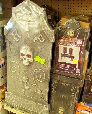 halloween-tombstone-crypt-decorations