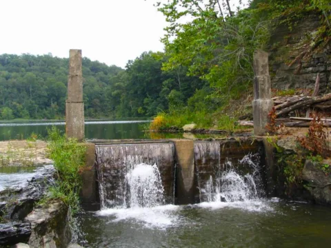 Marrowbone Lake waterfalls at the dam. 